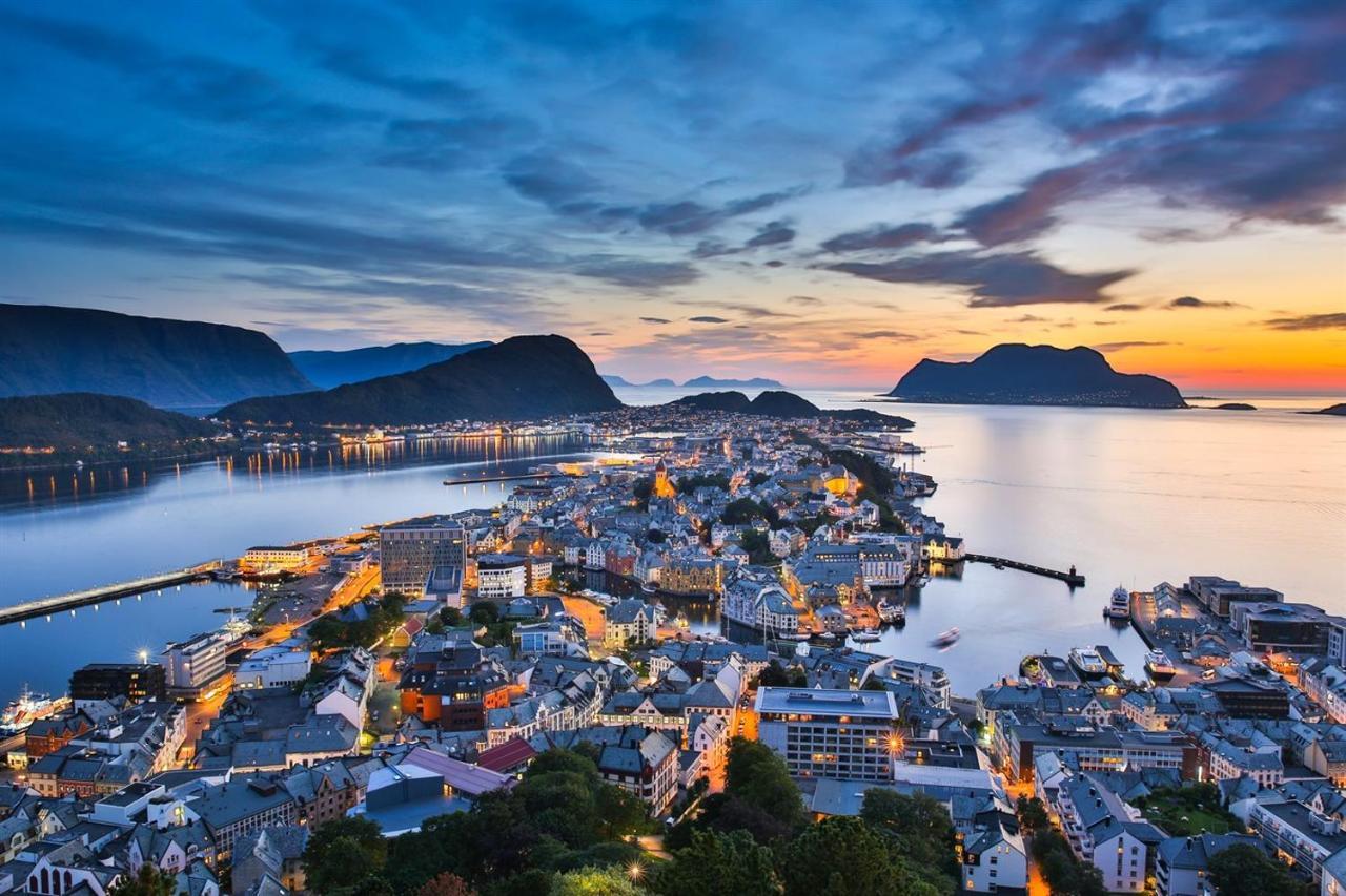 Four Monkeys Hotel Ålesund Eksteriør billede